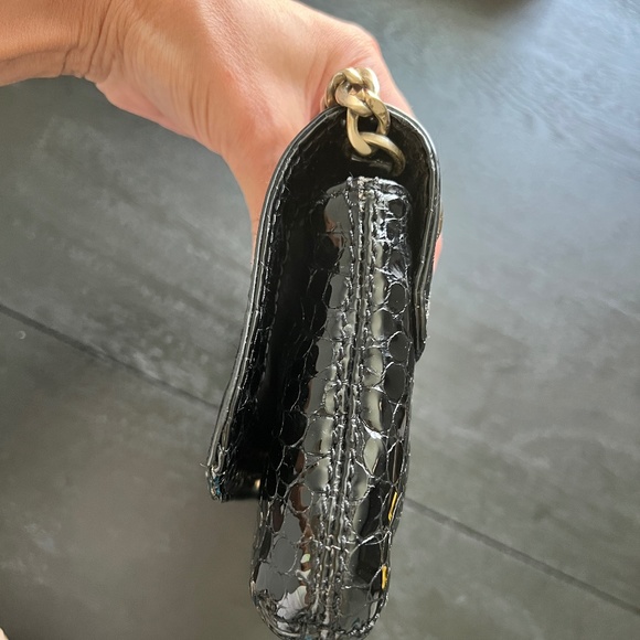 Michael Kors BLACK Patten Leather Croc Embossed Clutch Gold Chain Logo CC Wallet - Picture 15 of 16